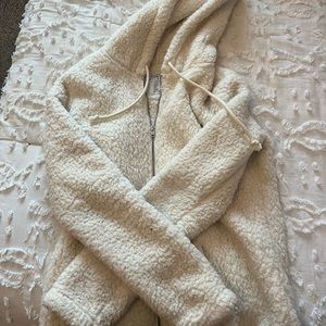 hollister sherpa zip up
